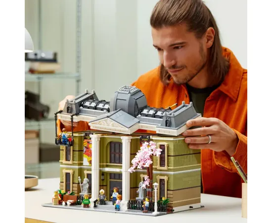 LEGO Icons Dabas vēstures muzejs (10326)