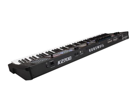 Kurzweil K2700 - synthesiser/workstation