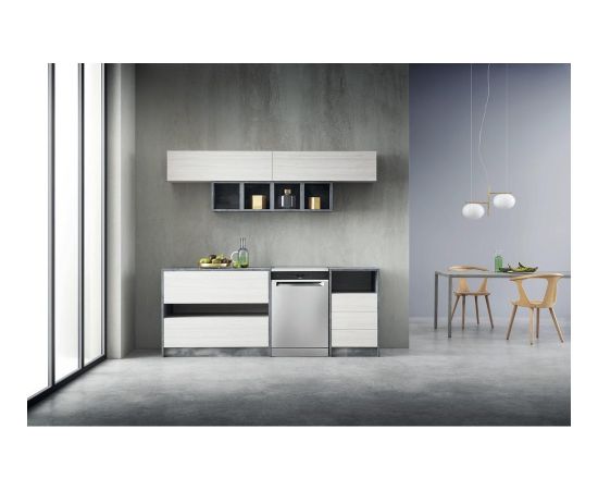 Whirlpool WFO 3T233 P 6.5 X Freestanding 14 set. D Trauku mazgājamās mašīnas
