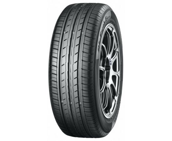 Yokohama BluEarth-ES-ES32 215/50R17 95V