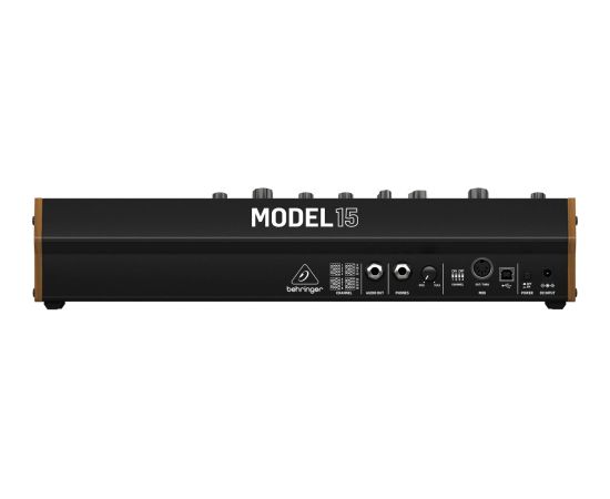 Behringer MODEL 15 - Syntezator analogowy