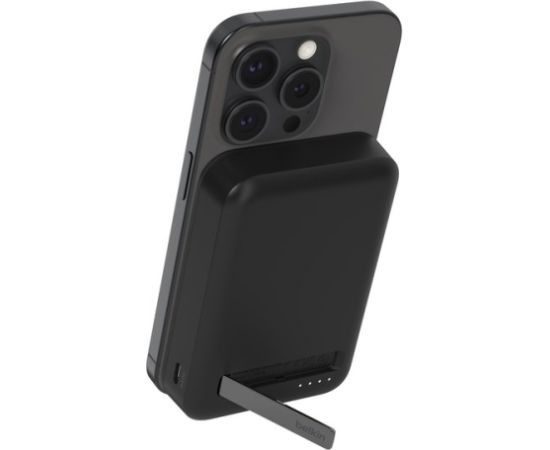 Belkin BoostCharge Pro Wireless charging Black