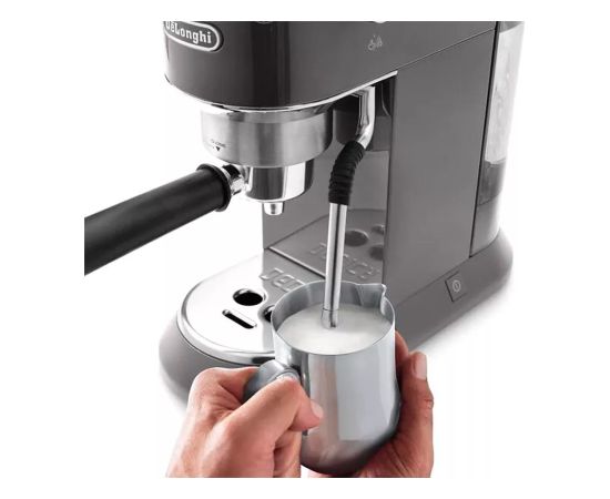 DeLonghi coffee machine EC885.M