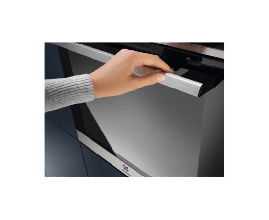 Electrolux  SurroundCook catalyzed oven EOA5220FOV