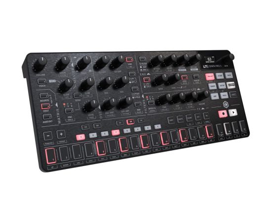 IK Multimedia Uno Synth Pro X - analogue synthesiser
