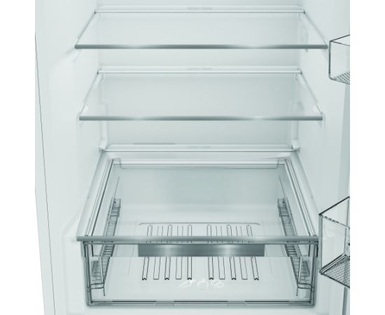 Refrigerator Indesit