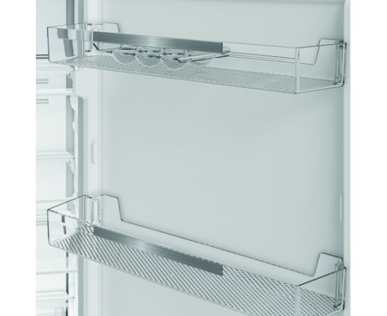 Refrigerator Indesit