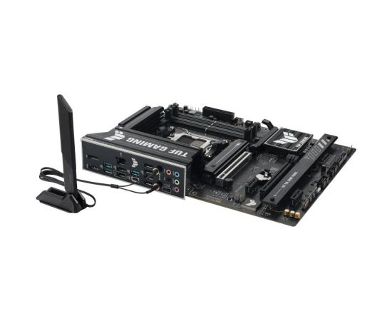 Mainboard ASUS AMD B650 SAM5 ATX Memory DDR5 Memory slots 4 1xPCI-Express 4.0 1x 1xPCI-Express 4.0 16x 1xPCI-Express 5.0 16x 3xM.2 1xHDMI 1xDisplayPort 6xUSB 2.0 3xUSB 3.2 1xUSB-C 1xRJ45 3xAudio port TUFGAMINGB650EPLUSWIFI
