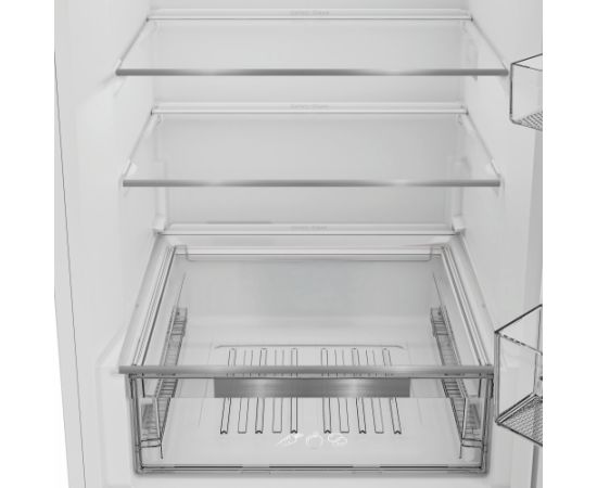 Refrigerator Indesit