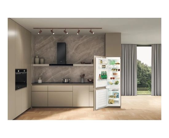 Whirlpool built-in fridge-freezer - ART 6600 LH E