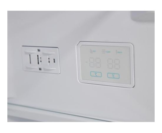 SHARP SJ-FBA05DMXBE-EU ledusskapis ar saldētavu apakšā 180cm Melns
