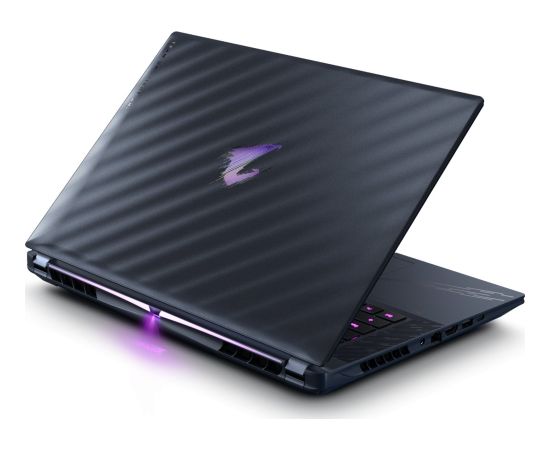 Laptop Gigabyte AORUS Master 16 BZH Ultra 9 275HX / 32 GB / 1 TB / RTX 5090 / W11 Pro / 240 Hz (BZHC6EEE64SP)