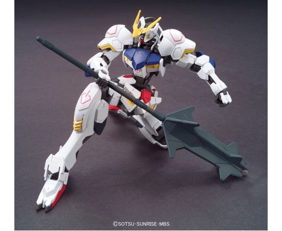 Bandai HG 1/144 GN-004 Gundam Nadleeh collectible figurine