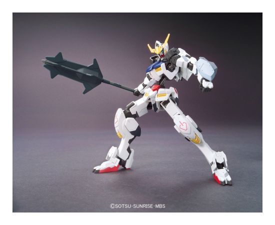 Bandai HG 1/144 GN-004 Gundam Nadleeh collectible figurine