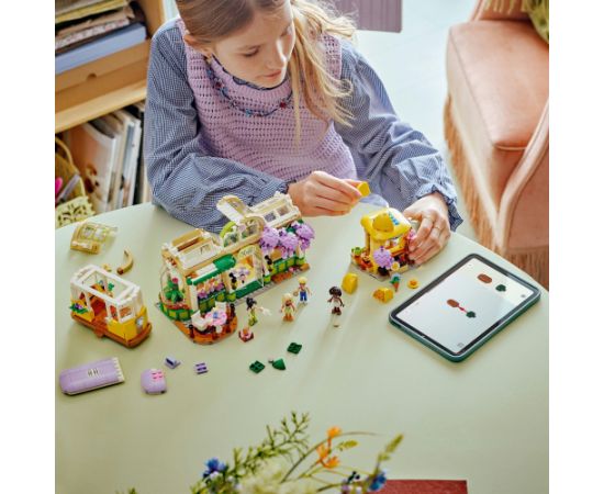 LEGO Friends Zielona kawiarnia i kwiaciarnia (42671)