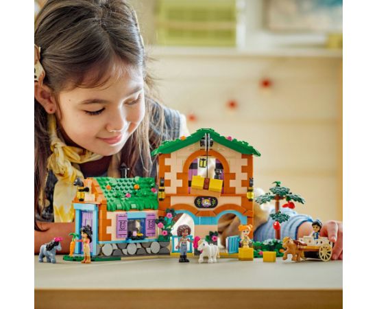 Lego Friends Ranczo kucyków i stajnia (42654)