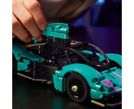 LEGO Technic Aston Martin Valkyrie (42208)