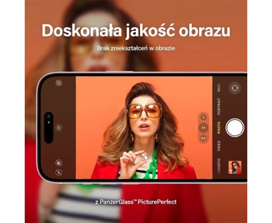 PanzerGlass Picture Perfect camera protection for iPhone 15 | 15 Plus - with black frame