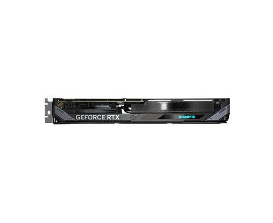 Graphics Card GIGABYTE NVIDIA GeForce RTX 5060 8 GB GDDR7 128 bit PCIE 5.0 16x GPU 2595 MHz Triple slot Fansink 1xHDMI 3xDisplayPort GV-N5060GAMINGOC-8GD
