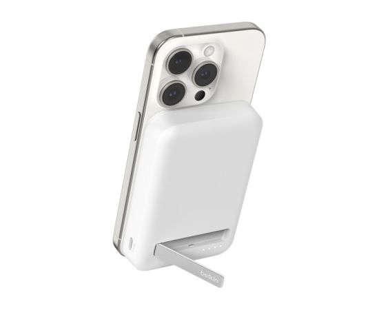 Belkin BoostCharge Pro 8000 mAh Wireless charging White