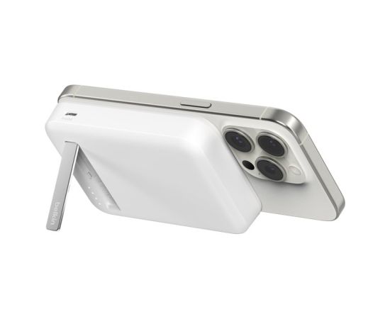 Belkin BoostCharge Pro 8000 mAh Wireless charging White