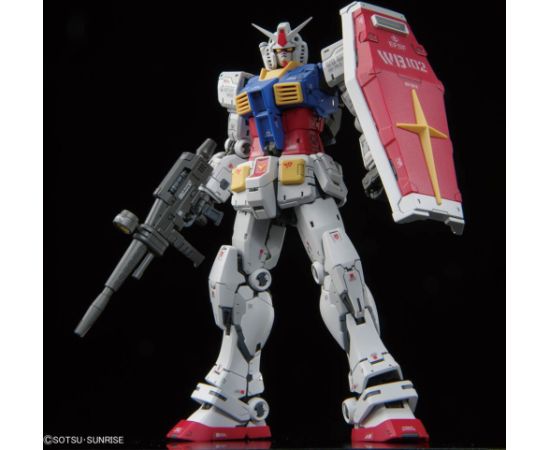 Bandai RG 1/144 RX-78-2 GUNDAM Ver. 2.0