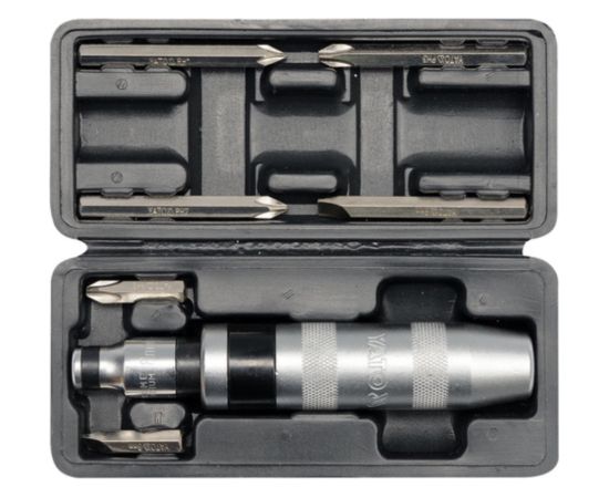 Triecienskrūvgriezis Yato YT-2802 + skrūvēšanas uzgaļi