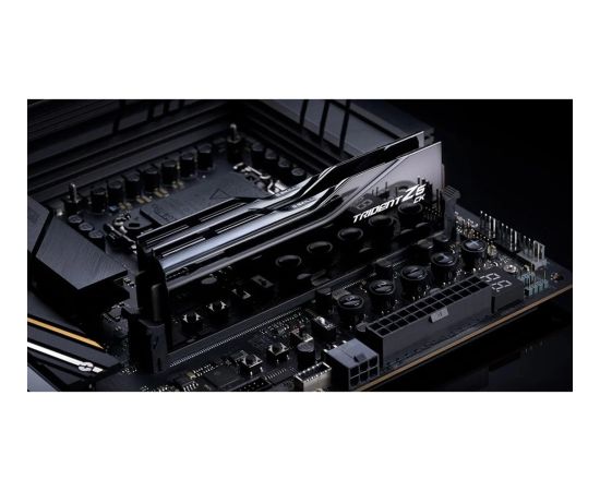 G.Skill DDR5 - 48GB - 8800 - CL - 42 (2x 24 GB) dual kit, memory (black, F5-8800C4255H24GX2-TZ5CK, Trident Z5 CK, INTEL XMP)