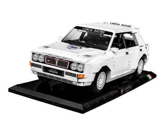 COBI Lancia Delta HF Integrale EVO Executive Edition, construction toy (scale: 1:12)