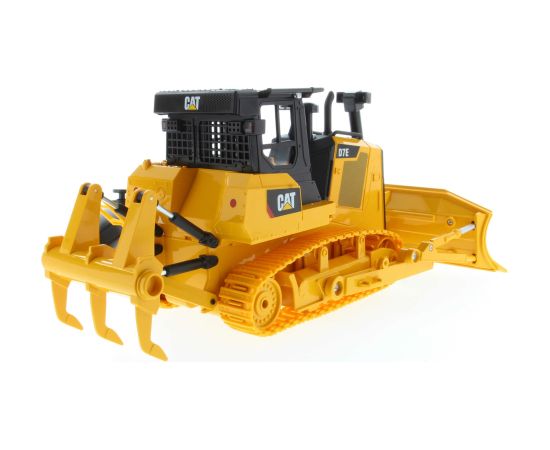 Carrera 1:24 RC CAT D7E Bulldozer