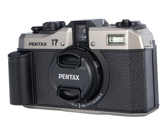 Pentax 17, camera (black/silver)