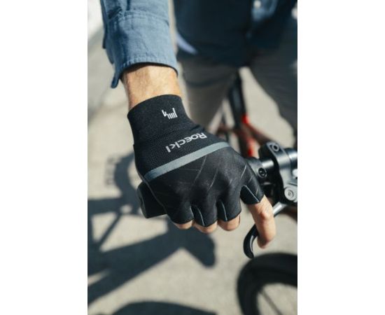 Roeckl Bonau 2 / Melna / Sarkana / 7.5