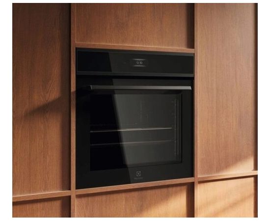 Electrolux EOF8H39H Cepeškrāsns 700.sērijas MealAssist AquaClean tīrīšanas funkciju