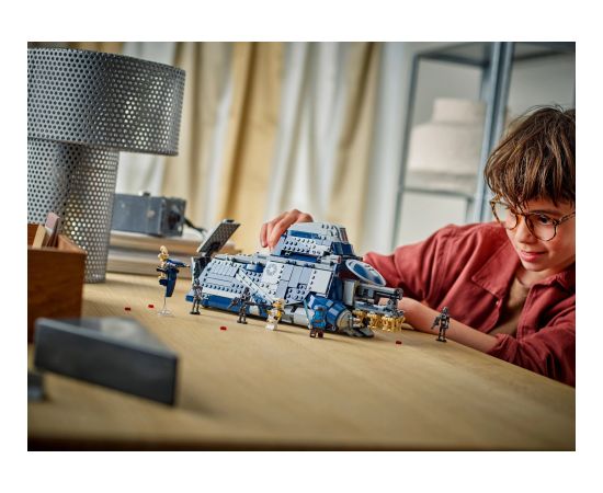 Lego Star Wars Transporter MTT™ Separatystów z bitwy o Felucję (75435)