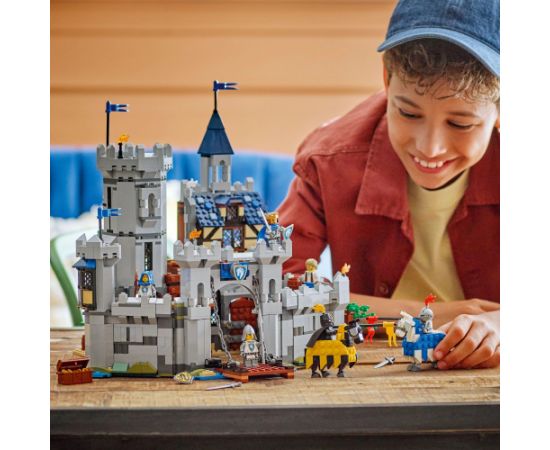 Lego Creator Średniowieczny zamek rycerzy konnych (31168)
