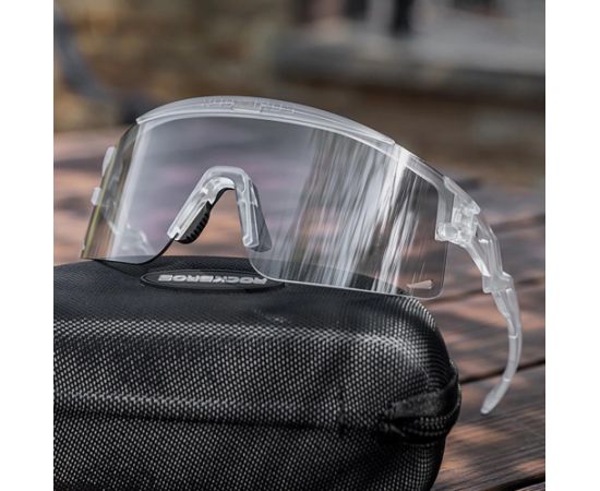 Photochromic cycling glasses with UV protection and corrective insert, Rockbros 14110023003, white