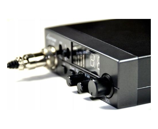 Luiton LT-298 ASQ AM/FM CB Radio Cigarette Lighter Plug Black