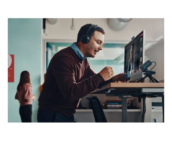 HP Poly Voyager Focus 2-M USB-C-C Headset USB-C/A Adapter Charging Stand