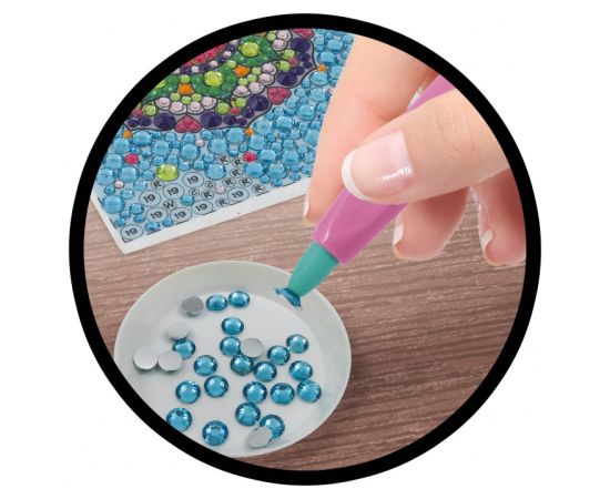 Mirdzoša mandala, Buki Radošās rotaļlietas