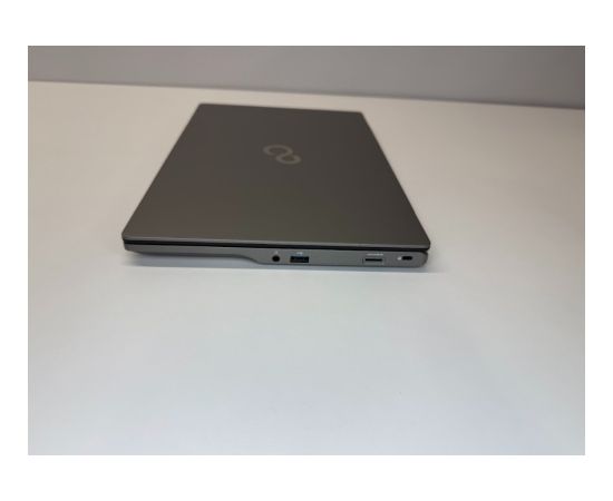 Fujitsu RENEW Grade A LIFEBOOK U7412 14 " FHD i5-1235U 16 GB SSD 512 GB Intel Iris Xe Graphics Windows 11 Pro Keyboard language Nordic/Estonian 12 month(s)