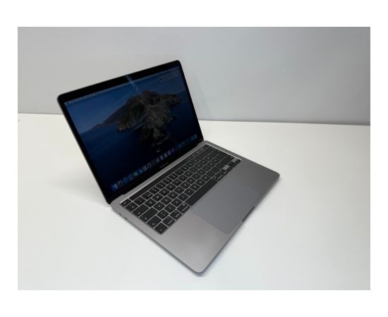 Apple RENEW Grade B MacBook Pro (2019) 13.3 " i5-8257U 8 GB SSD 256 GB Intel Iris Plus Graphics 645 macOS Keyboard language Swedish 12 month(s)
