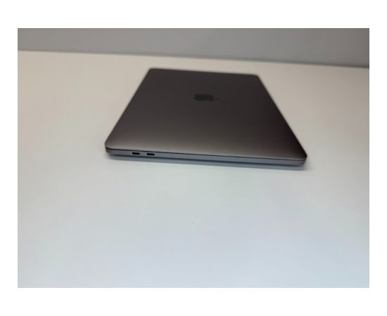 Apple RENEW Grade B MacBook Pro (2019) 13.3 " i5-8257U 8 GB SSD 256 GB Intel Iris Plus Graphics 645 macOS Keyboard language Swedish 12 month(s)