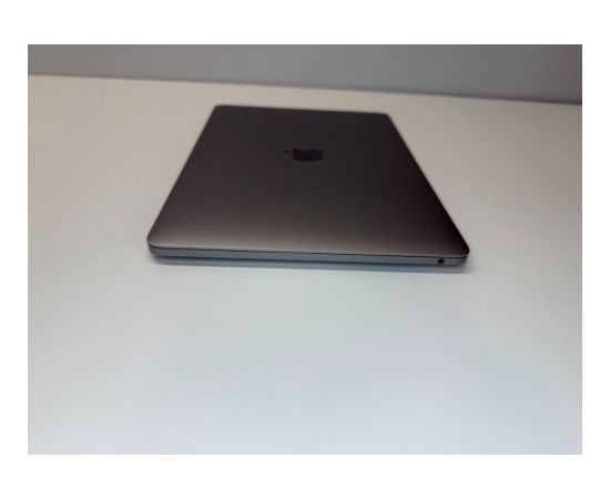 Apple RENEW Grade B MacBook Pro (2019) 13.3 " i5-8257U 8 GB SSD 256 GB Intel Iris Plus Graphics 645 macOS Keyboard language Swedish 12 month(s)