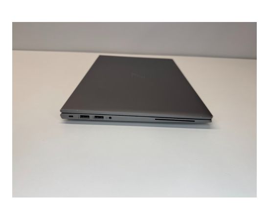 HP RENEW Grade C ZBook Firefly 14 G8 14 " FHD i7-1165G7 16 GB SSD 512 GB NVIDIA Quadro T500 Mobile 4GB Windows 11 Pro Keyboard language Swedish 12 month(s)