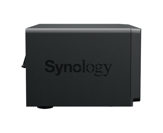 Synology DiskStation DS1825+ AMD Ryzen V1500B 8 GB DDR4 Black