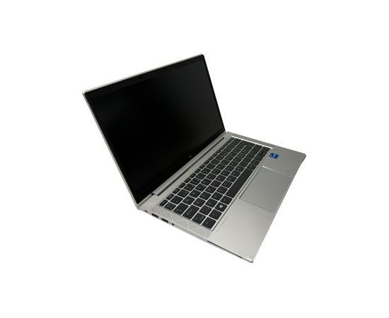 HP RENEW Grade B EliteBook 830 G8 13.3 " FHD i7-1165G7 16 GB SSD 512 GB Intel Iris Xe Graphics Windows 11 Pro Keyboard language Nordic 12 month(s)