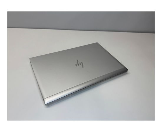 HP RENEW Grade A EliteBook 830 G8 13.3 " FHD i5-1135G7 8 GB SSD 256 GB Intel Iris Xe Graphics Windows 11 Pro Keyboard language Nordic 12 month(s)