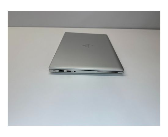 HP RENEW Grade A EliteBook 835 G8 13.3 " 5850U 16 GB SSD 512 GB AMD Radeon 8 Graphics Windows 11 Pro Keyboard language Danish 12 month(s)