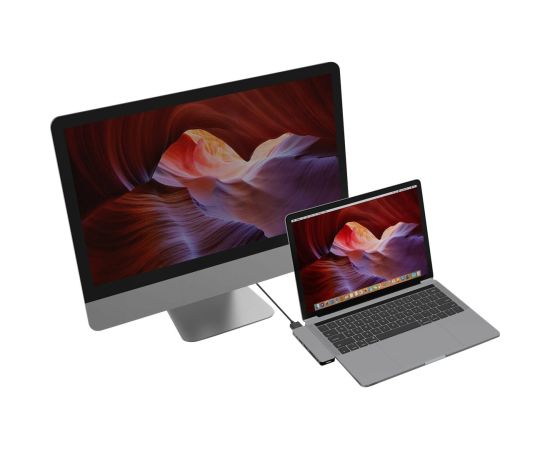 Hyper HyperDrive USB-C 7-in-1 Laptop Form-Fit Hub