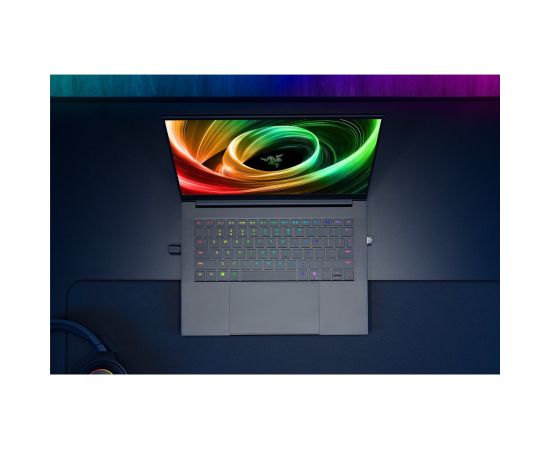 Razer Blade 14 Black 14 " OLED QHD+ 2880 x 1800 pixels 120 Hz AMD Ryzen AI 9 365 32 GB LPDDR5X Solid-state drive capacity 1000 GB GeForce RTX 5070 GDDR7 8 GB Windows 11 Home 802.11be Bluetooth version 5.4 Keyboard language English Keyboard backlit Warrant